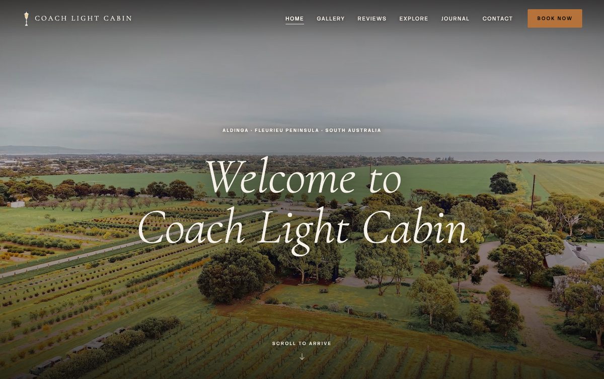 Coach Light Cabin website homepage